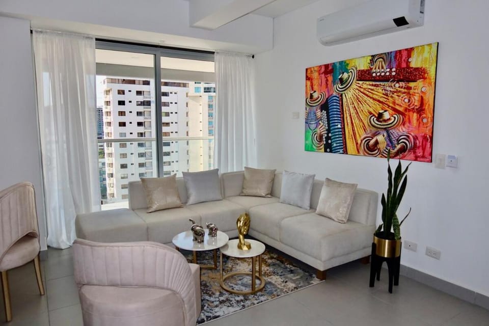 Rodadero Ocean View Luxury Apt with Rooftop Pool Apartment in Gaira