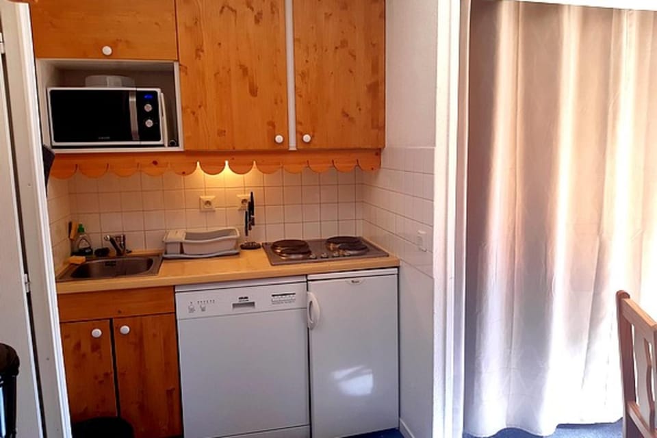 Bright apartment for 8 in Risoul Apartment in Piedmont