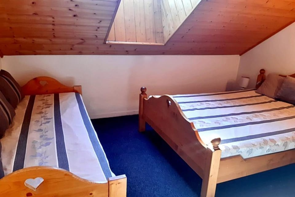 Bright apartment for 8 in Risoul Apartment in Piedmont