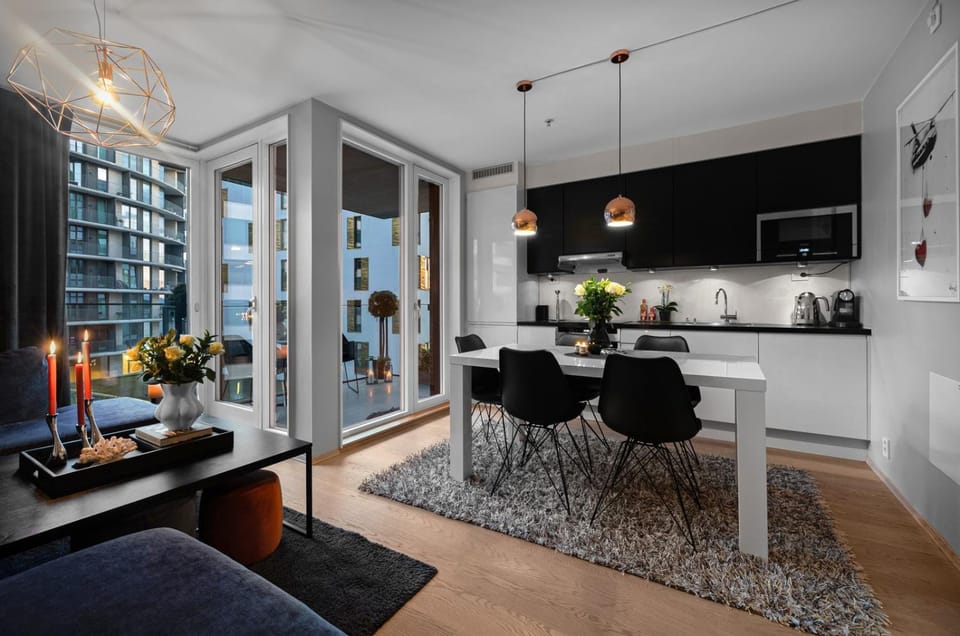 Kitchen or kitchenette, Living room, Dining area