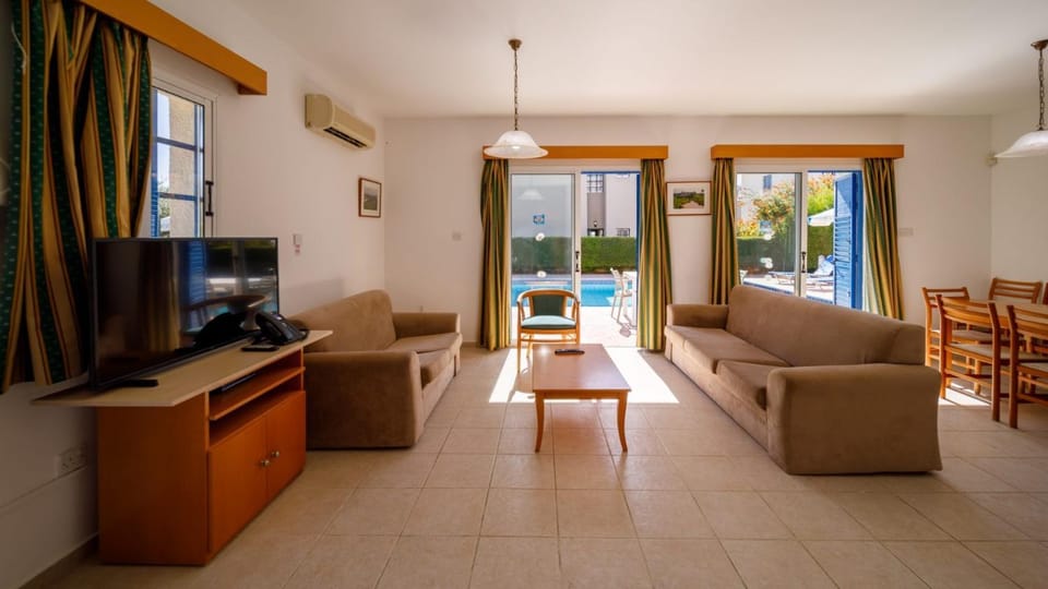 Villa Kalliopi by Villa Select Villa in Peyia