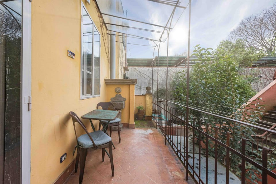 Eleganza Antica by MMega Apartment in Florence