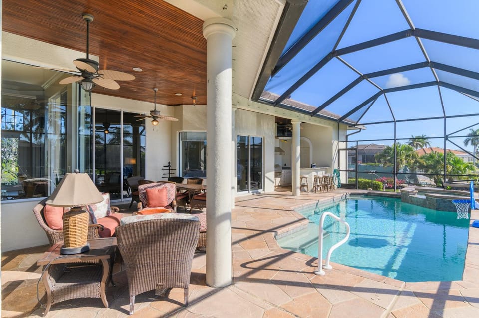 Waterfront 4 Bed | Pool, Spa, Southern Sun House in Marco Island