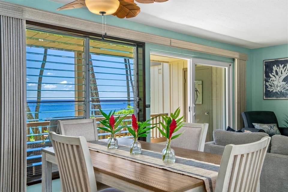 Natural landscape, Living room, Seating area, Dining area, Sea view
