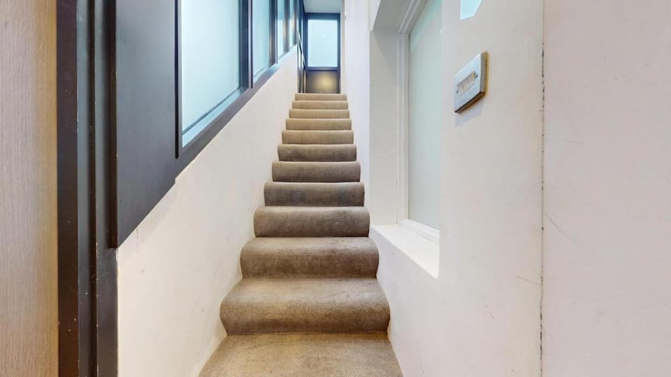 Central London - 1 Bed Duplex Apartment in City of Westminster