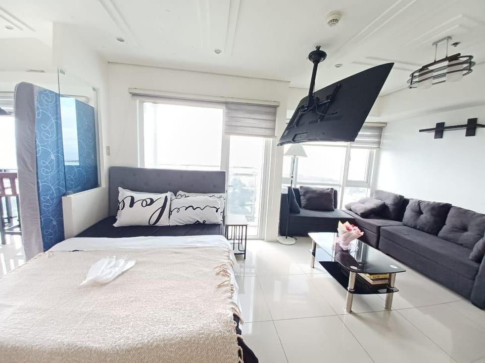 Your Home Near the Airport Apartment in Pasay