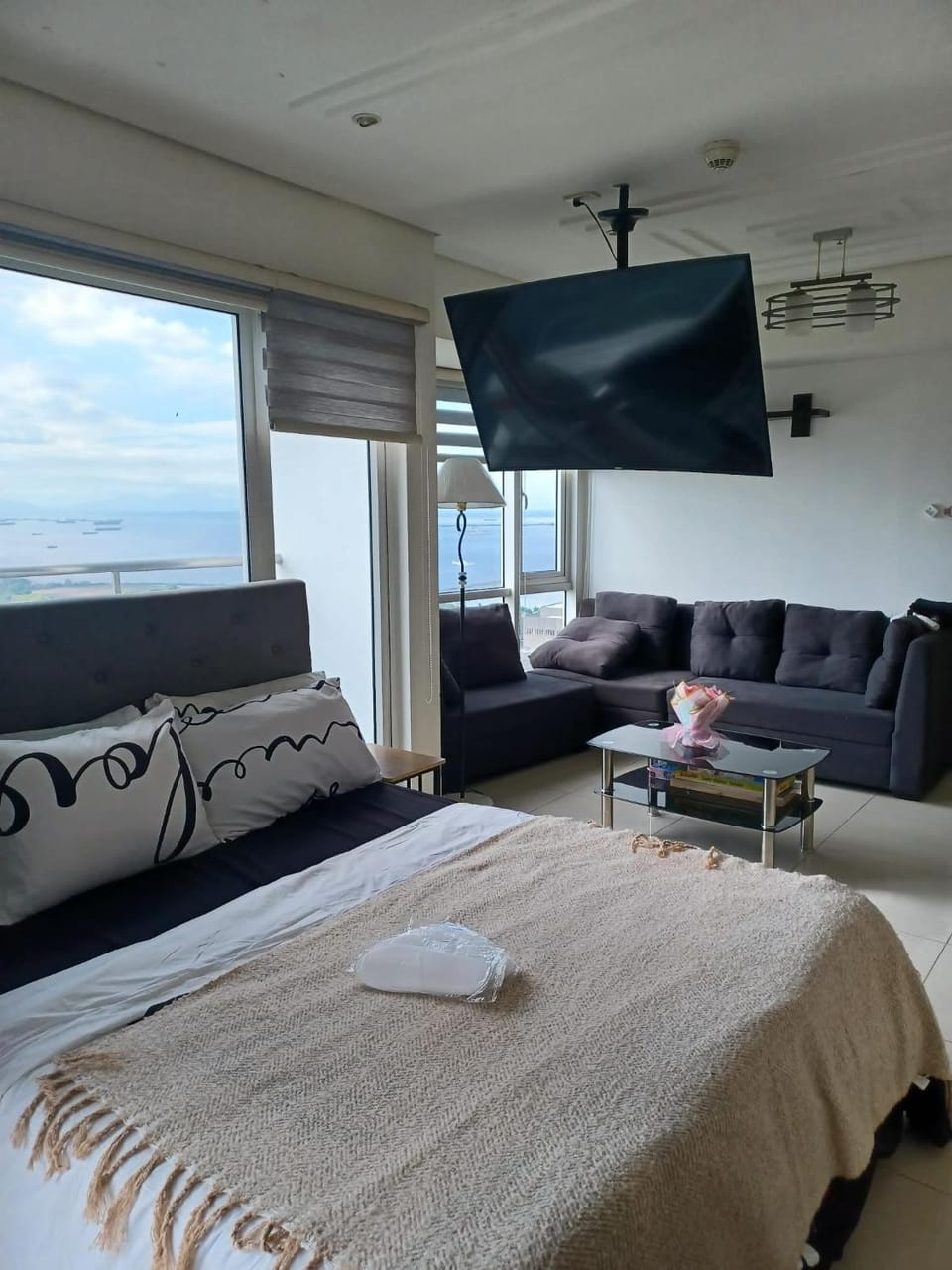 Your Home Near the Airport Apartment in Pasay