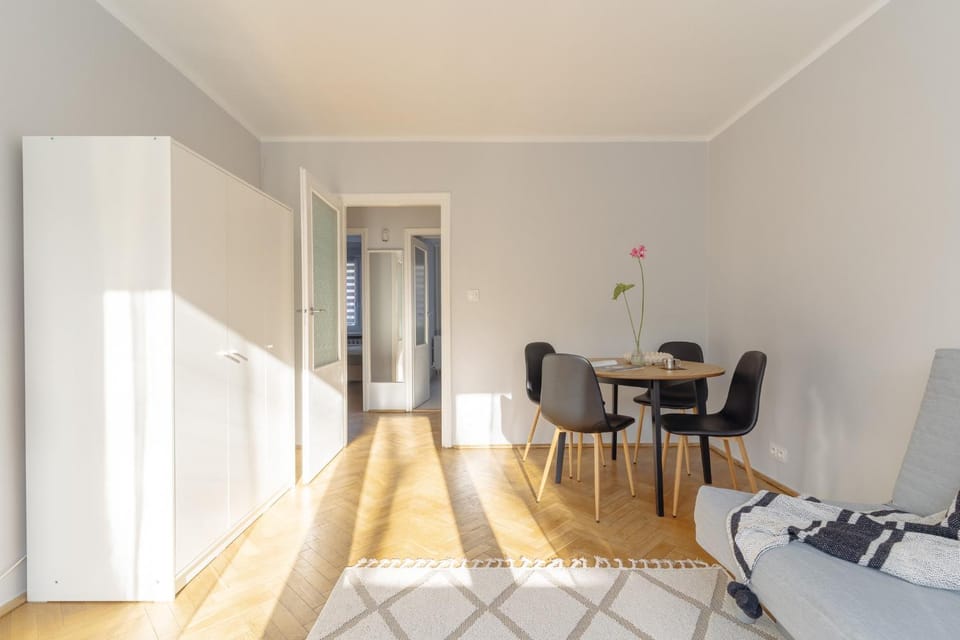 Living room, Seating area, Dining area, wardrobe