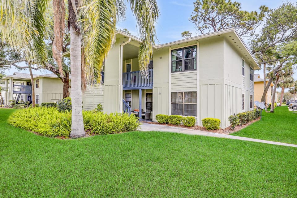 Property building, Day, Garden view