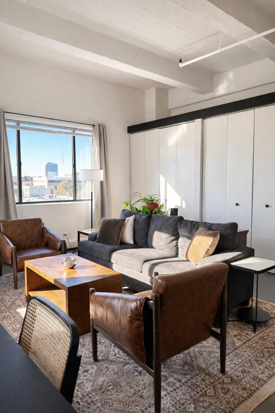 Westown Studio Apt Near Fiserv, Baird, and Theater District Apartment in Milwaukee