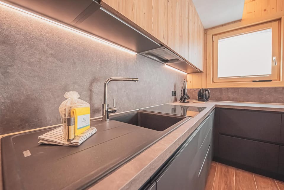dishwasher, pet friendly, stove