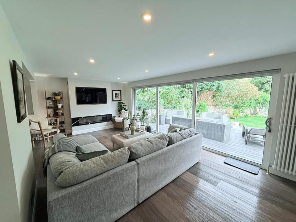 TV and multimedia, Living room