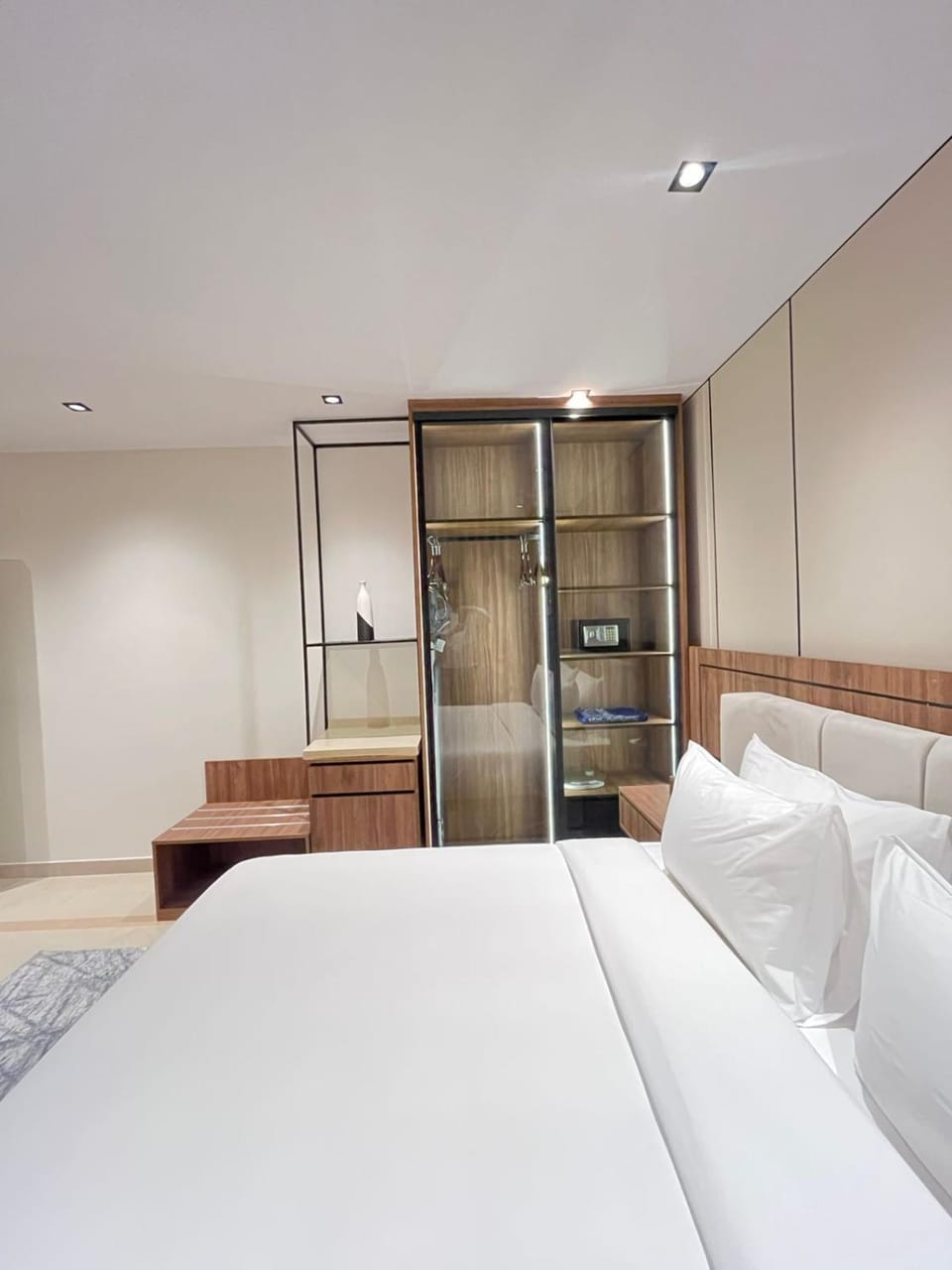 Photo of the whole room, wardrobe