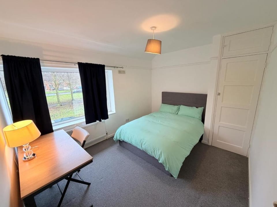 Precious House 3 Vacation rental in Leicester