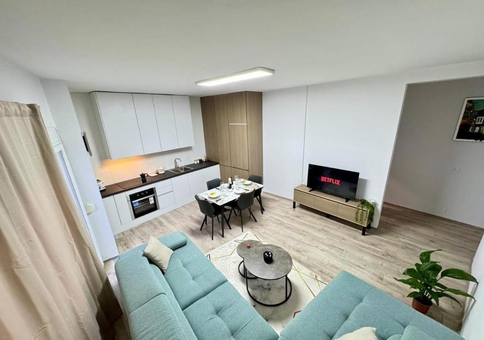 TV and multimedia, Seating area, kitchen
