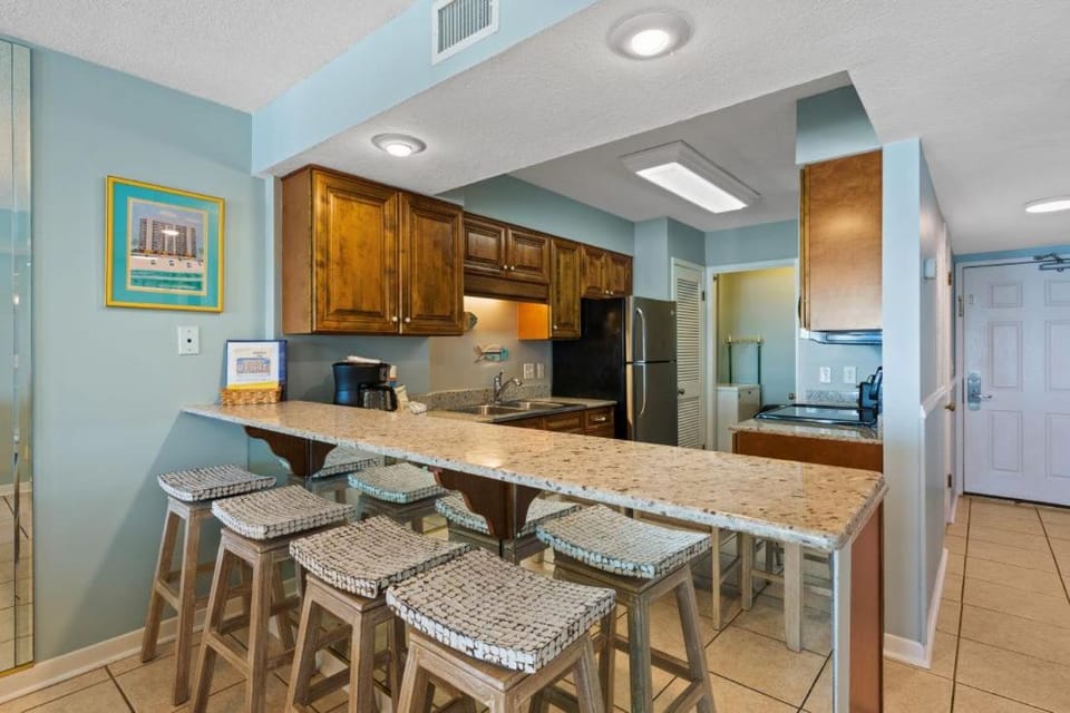 Day, Kitchen or kitchenette, Seating area, furniture