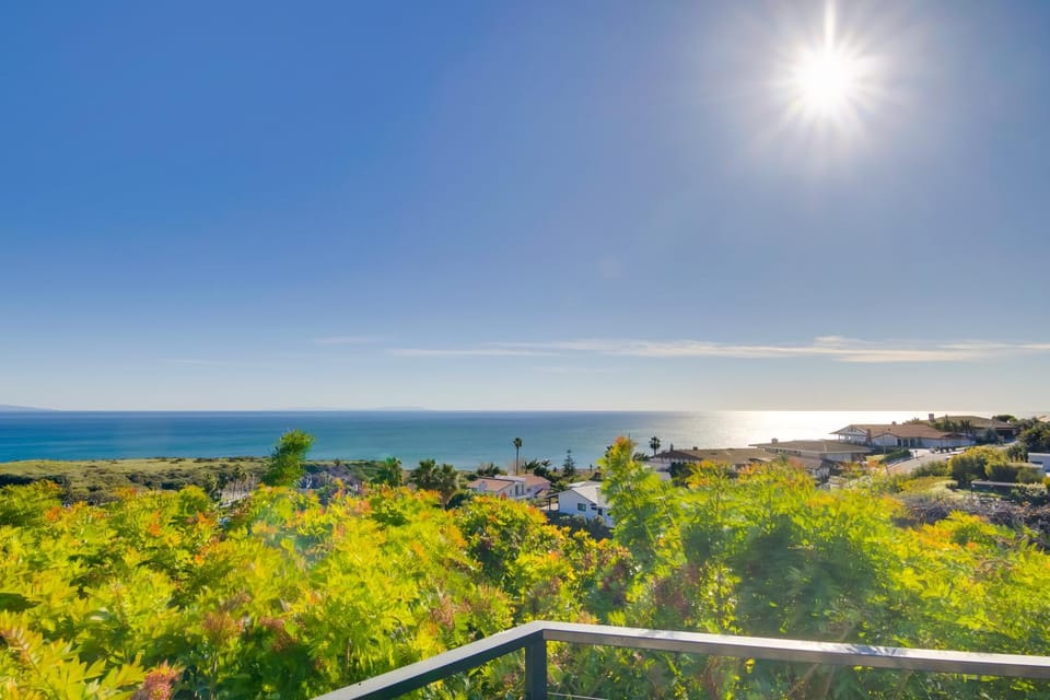 Unobstructed View! Stunning Home on Malibu Hilltop House in Malibu