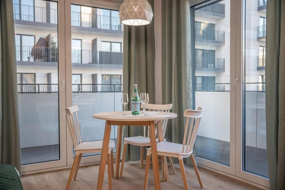 Pistachio Studio With Balcony Centrum Pomorska Apartment in Poland
