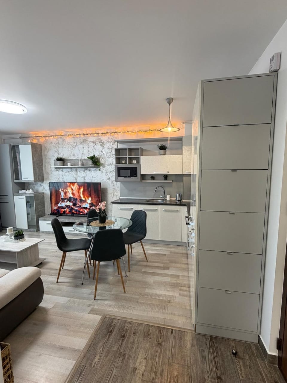 Apartament 2 camere langa Coresi - Brasov Apartment in Brasov