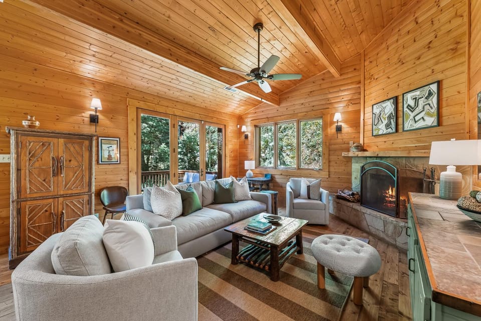 Above It All - Serene Forest Setting, Backs to Stream, Flat Backyard, Updated House in Sundance