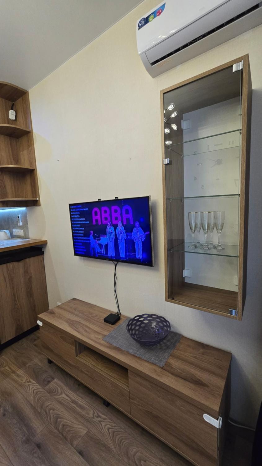 TV and multimedia, minibar, air conditioner
