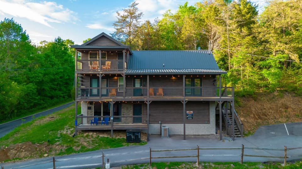 Property building, Spring, Day, Natural landscape