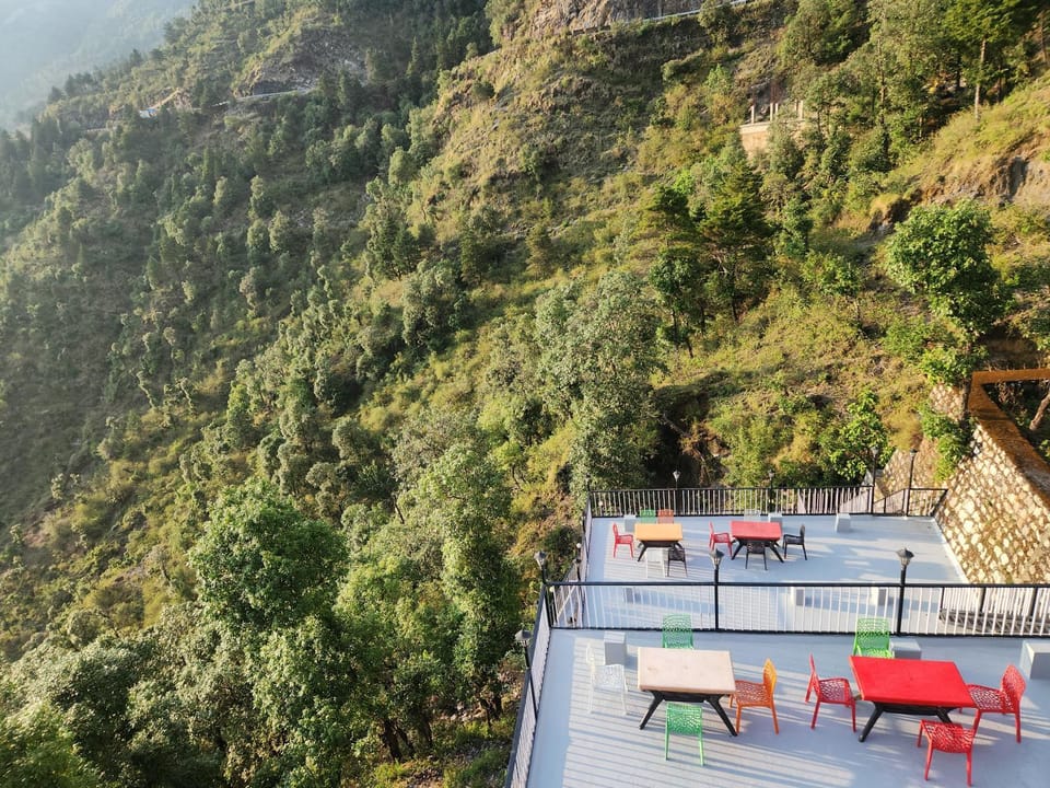 Bella Vista Homestay & Hotel Bed and Breakfast in Uttarakhand