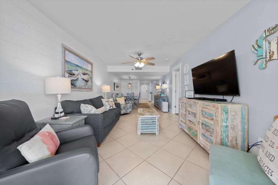 Phoenix I 1022 by Youngs Suncoast Apartment in Orange Beach