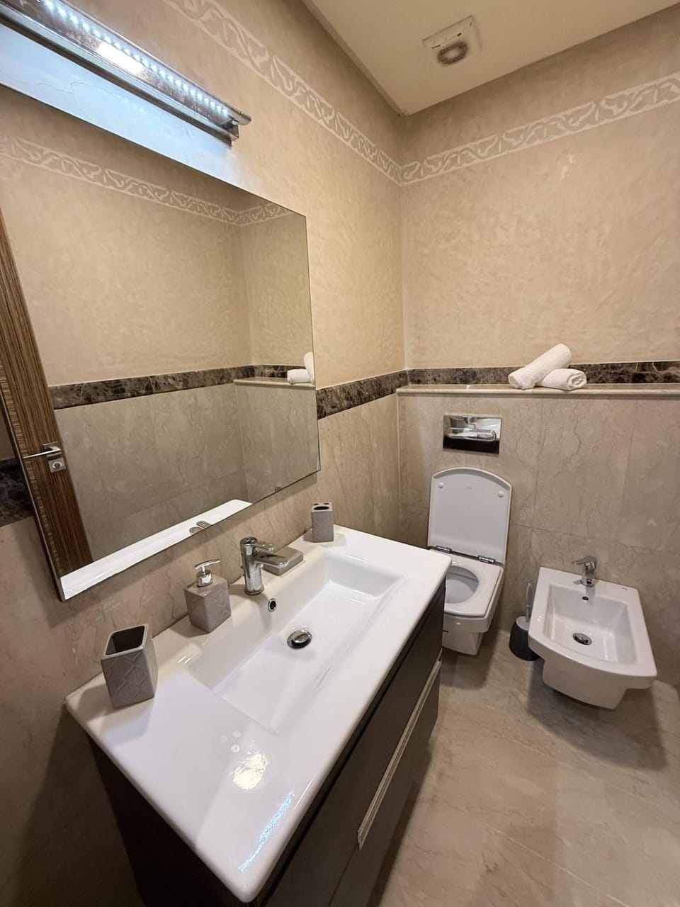 Appartement Haut Standing Apartment in Casablanca