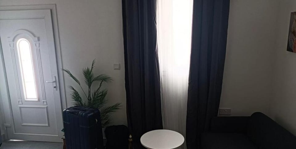 Cozy & Warm Studio Apartment in Abu Dhabi