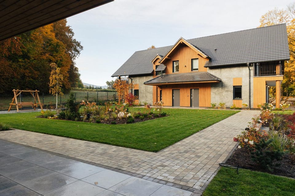 Apartamenty Greenwood Apartment in Lower Silesian Voivodeship
