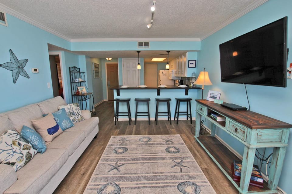 Whaler 5C by Youngs Suncoast Apartment in Gulf Shores
