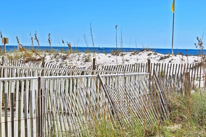 Whaler 5C by Youngs Suncoast Apartment in Gulf Shores