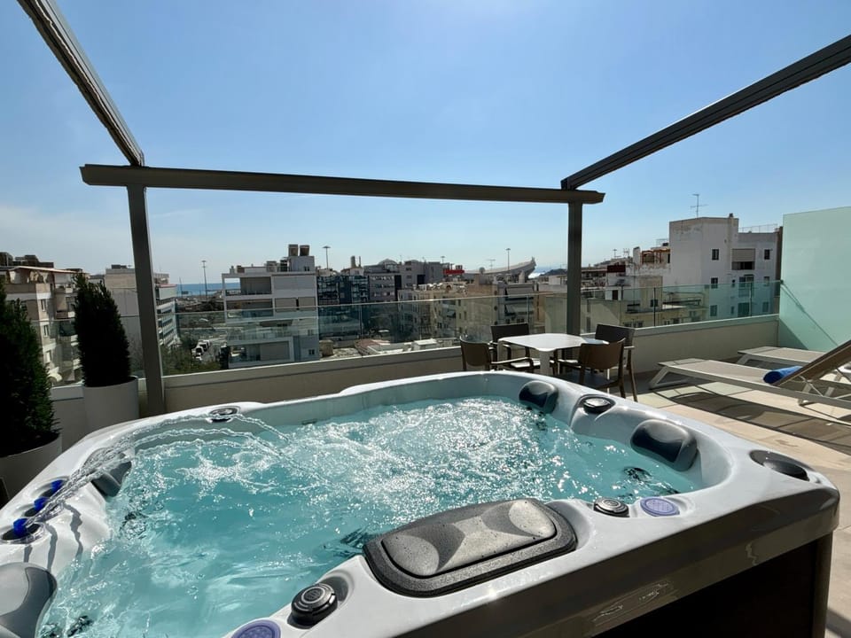 The Loft #Athens#Riviera#Seaviews#Rooftop#Unoblu Apartment in Pireas