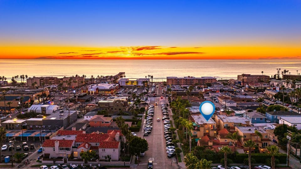 Steps to Sand - Pacific Beach 3BR Townhome House in Mission Bay