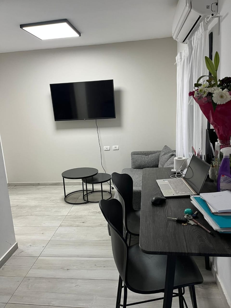הבית של גיא בנאי Apartment in South District