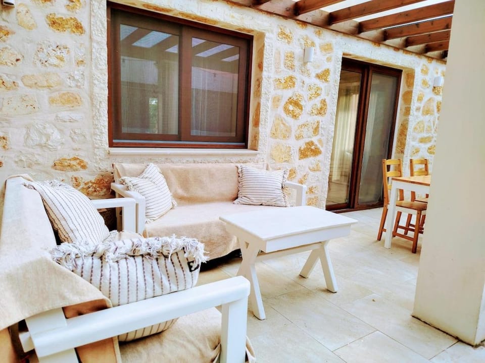 Oliami House in Peloponnese, Western Greece and the Ionian