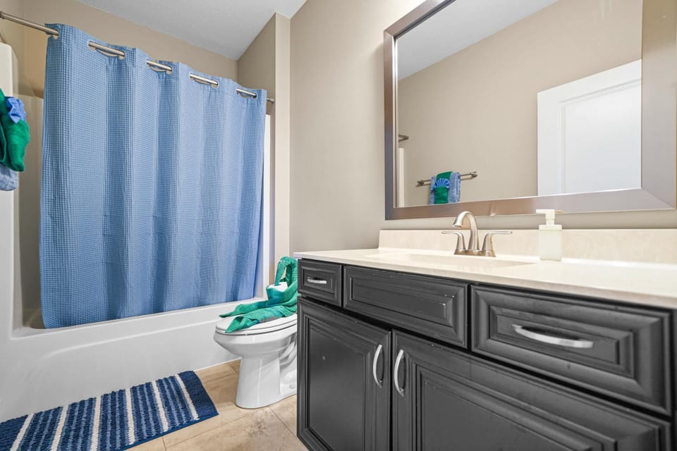 Beach Haven 6 Beds Pet Friendly 8miles to Beach House in Alabama