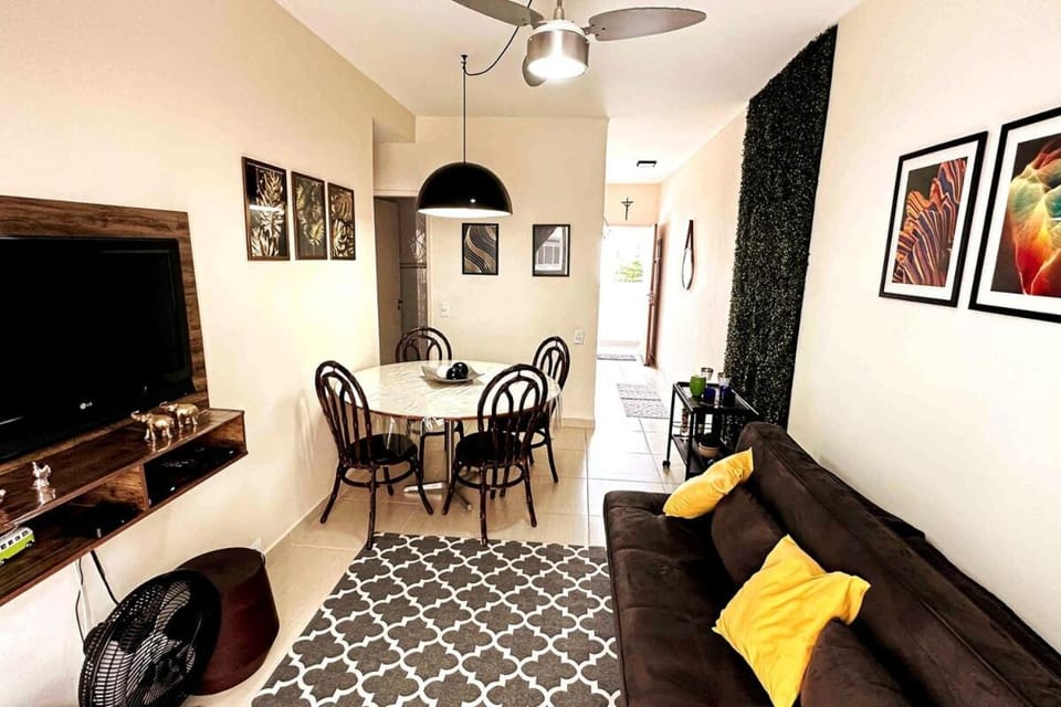Apartamento Guarujá Enseada a 1 quadra da Praia Apartment in State of São Paulo
