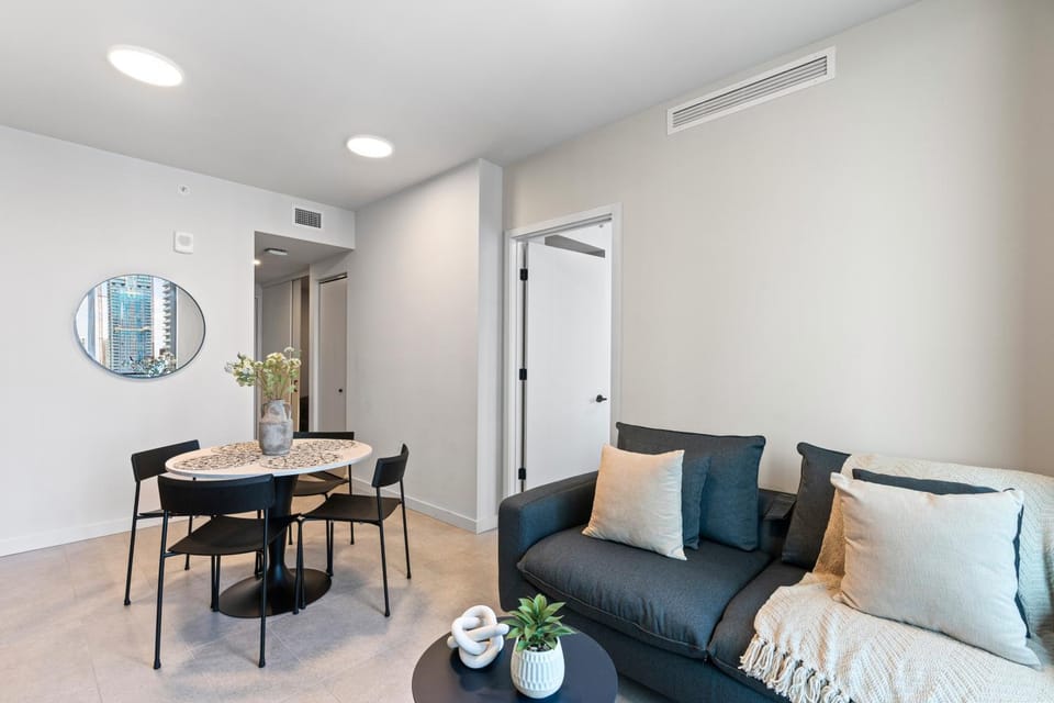 Living room, Seating area, Dining area