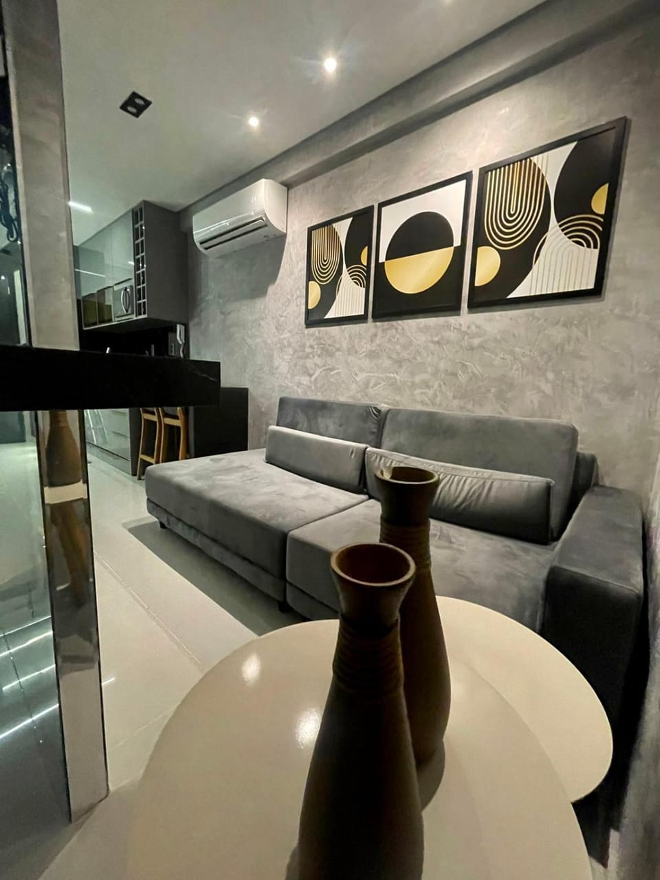 Living room, Seating area