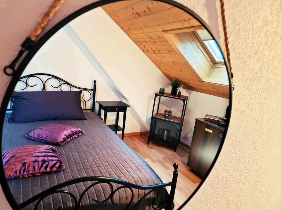 Café des Voyageurs Noës Bed and Breakfast in Sierre