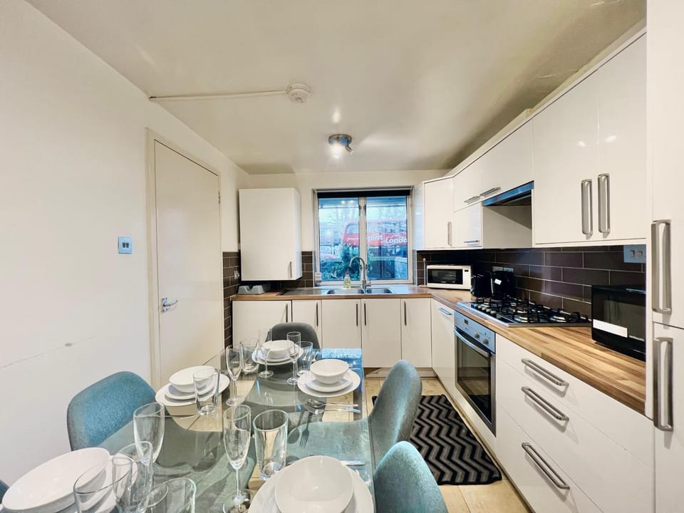 Whitechapel house Apartment in London Borough of Hackney