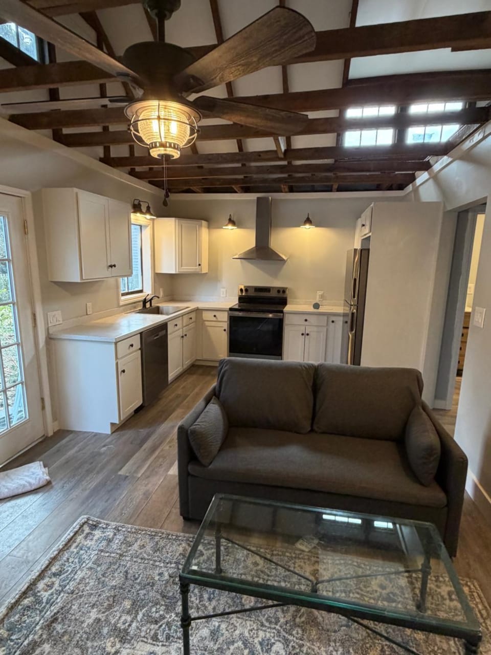 Carriage House Apartment in Washington