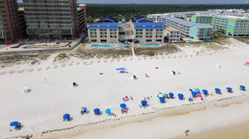 Beachfront Complex Sugar Beach Studio Sleeps 4 House in Orange Beach