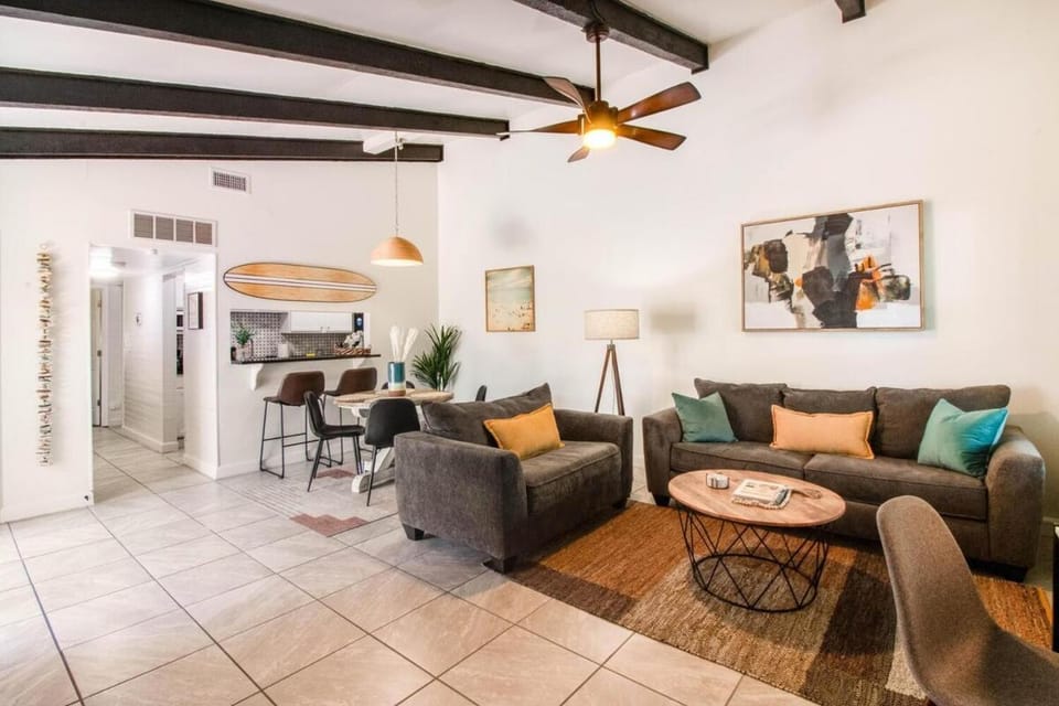 Surf Shanty Two Bedroom Condo Walking Distance to Beach! House in Miramar Beach