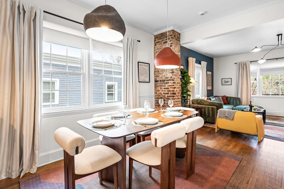 Living room, Seating area, Dining area