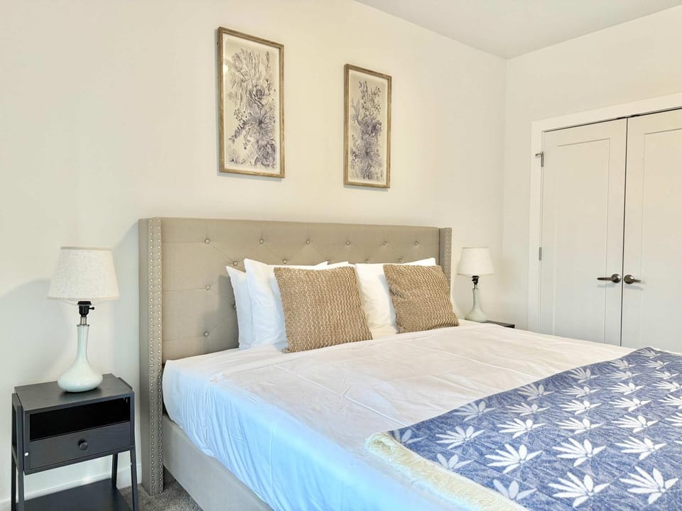 Bed, Bedroom, wardrobe