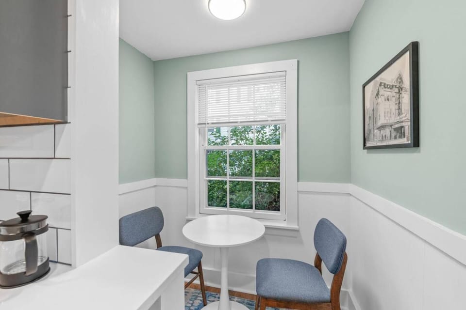 1803 Salem 1BR | Walk to Haunted Happenings Apartment in Salem