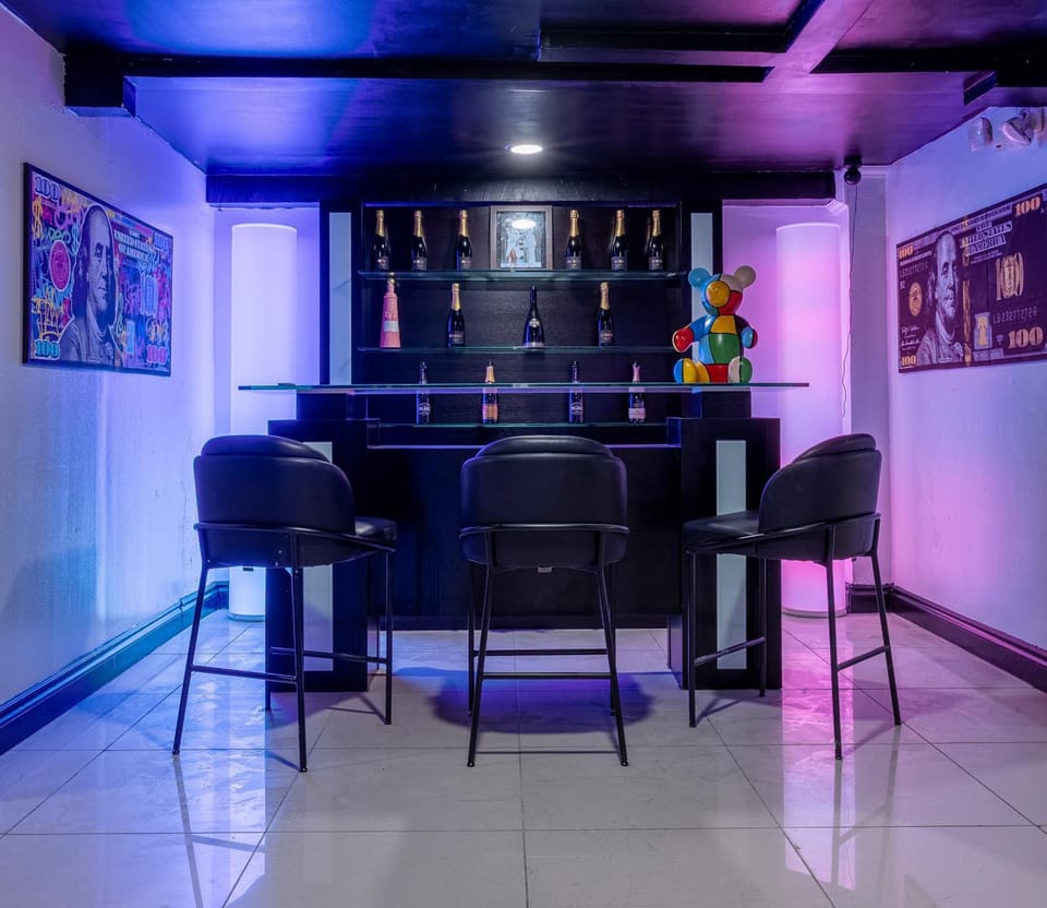 minibar